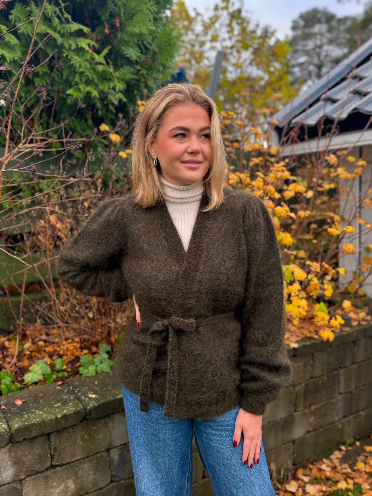 Andrea Omslags Cardigan
