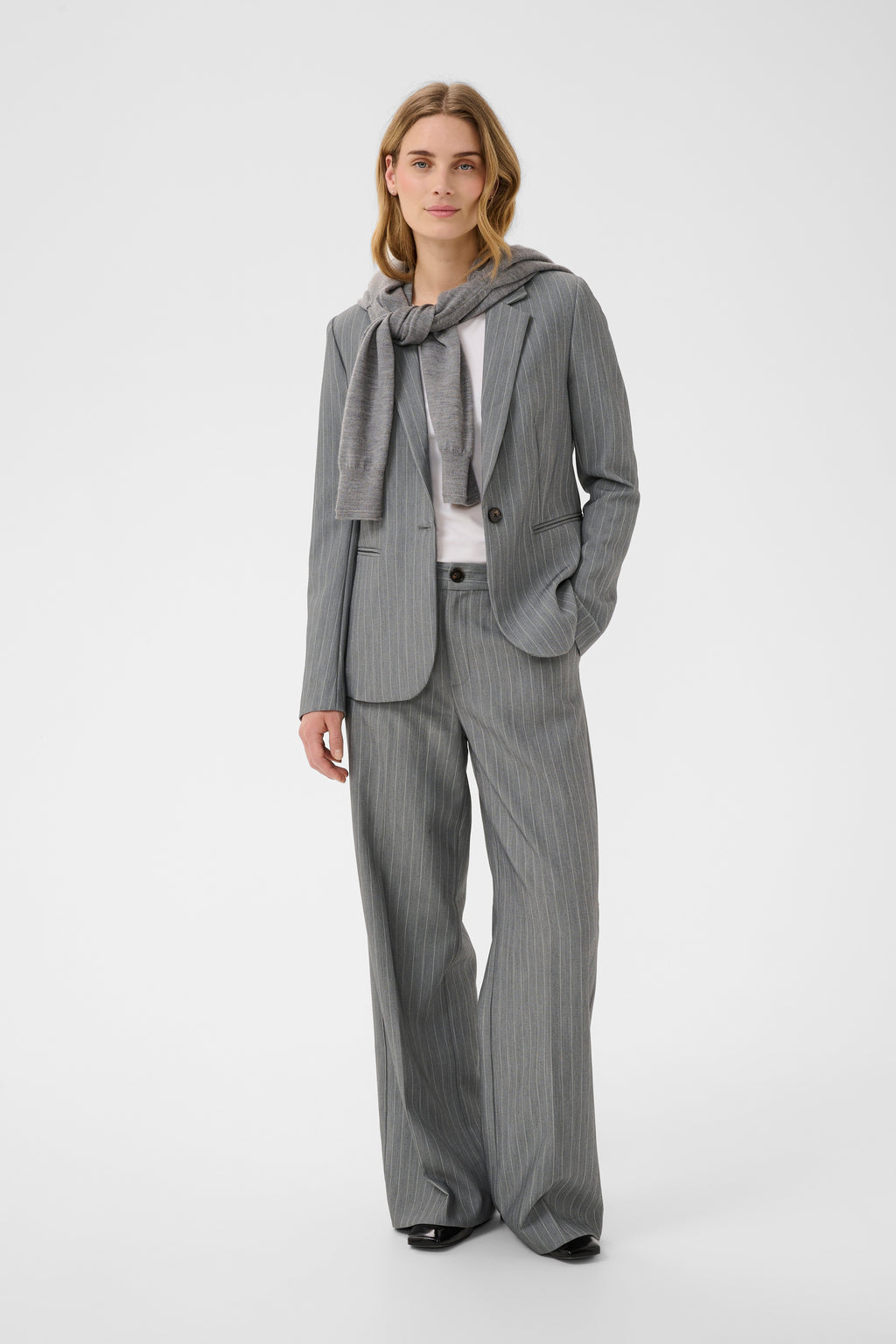Taylor Blazer