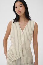 Binta Vest