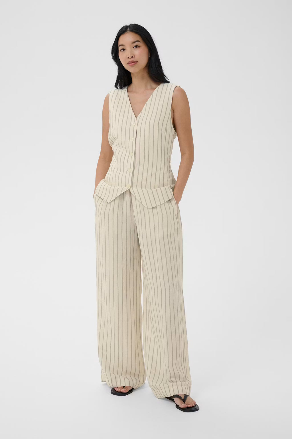 Binta Vest