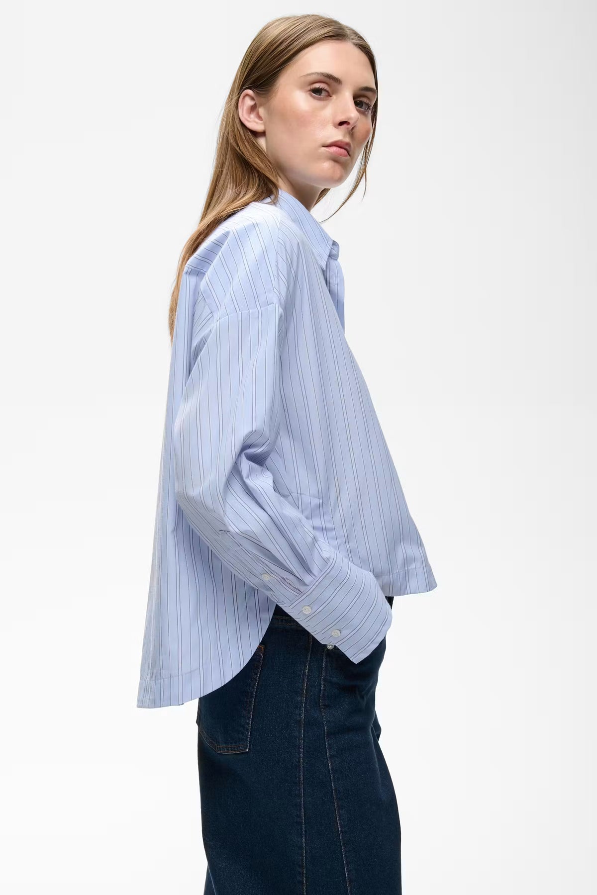 InWear Halen Kort Bluse - Lyseblå Stripet