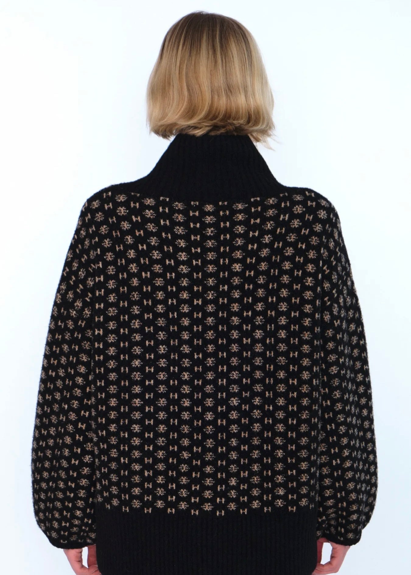 Hést Logo genser - Svart