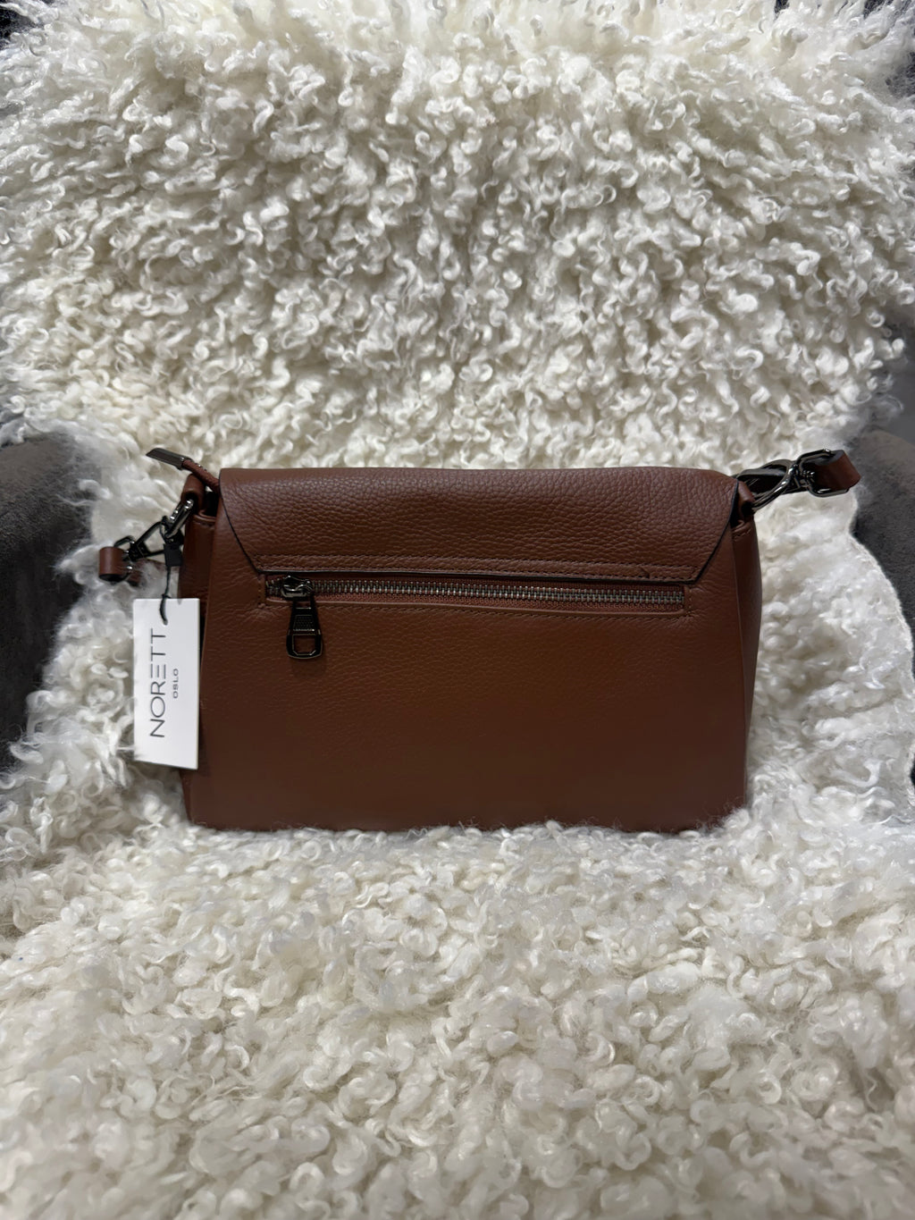 Norett Clutch Skinnveske - Brun