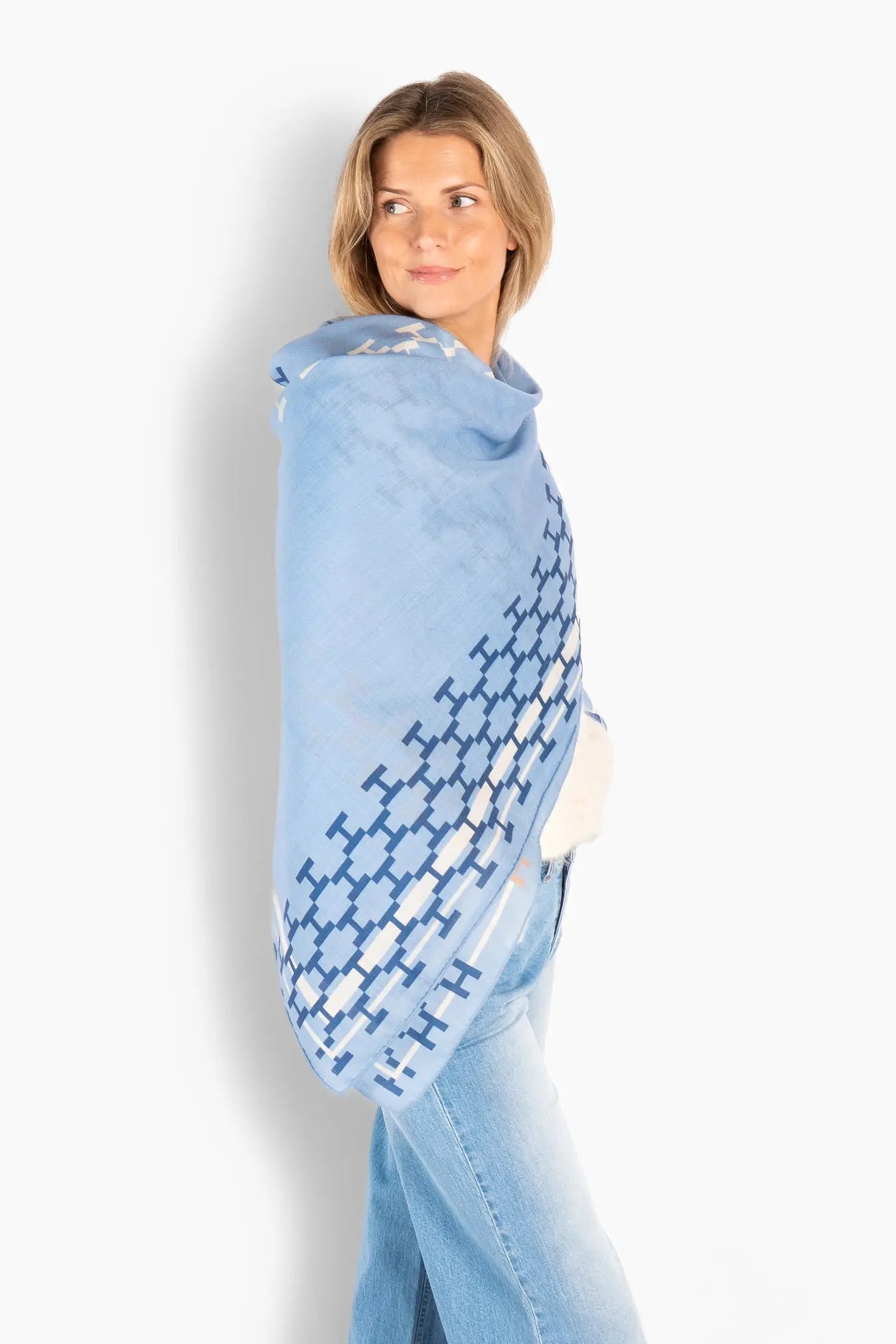 Dora Tynt Stort Ullskjerf