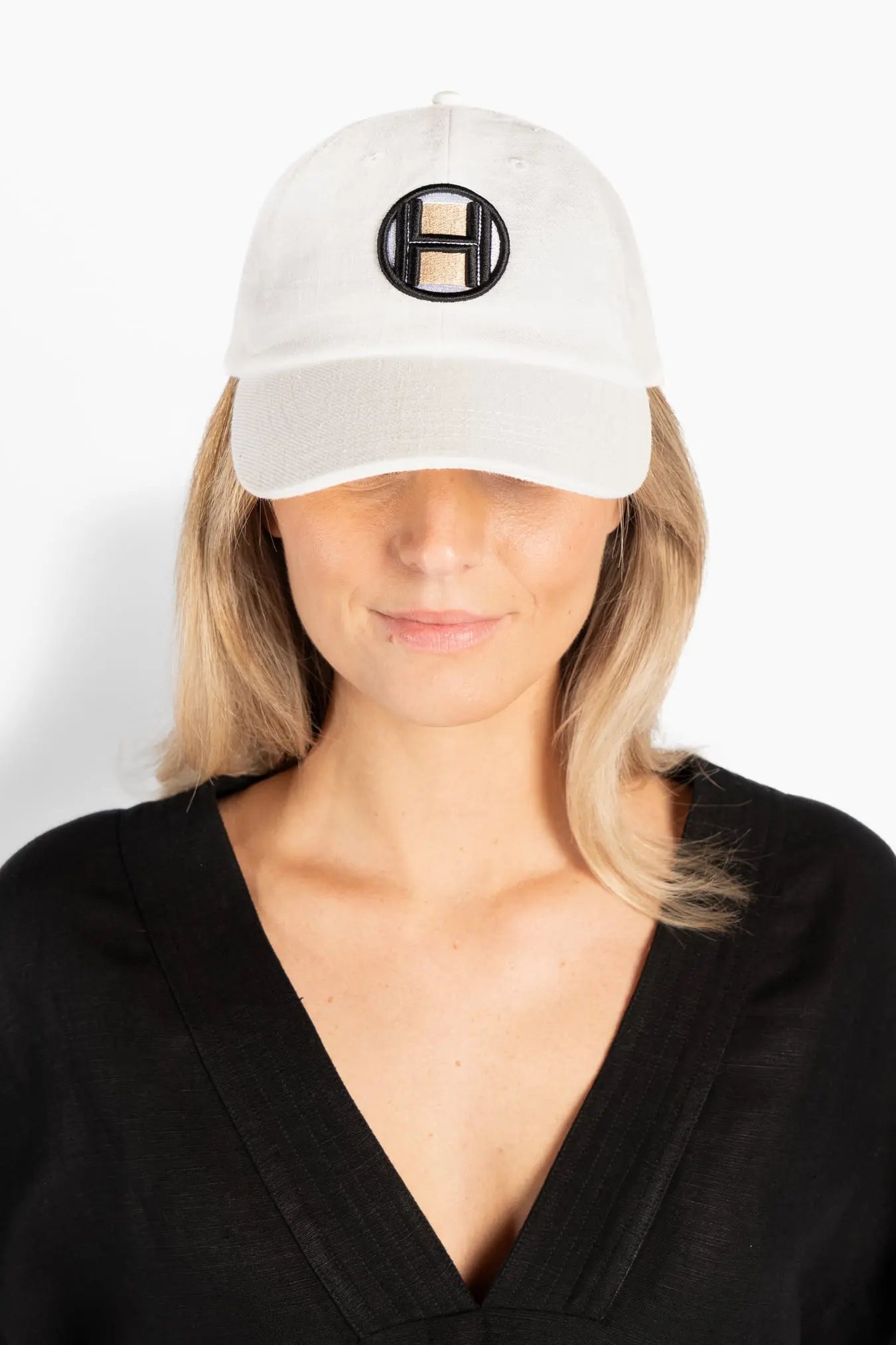 Leone caps