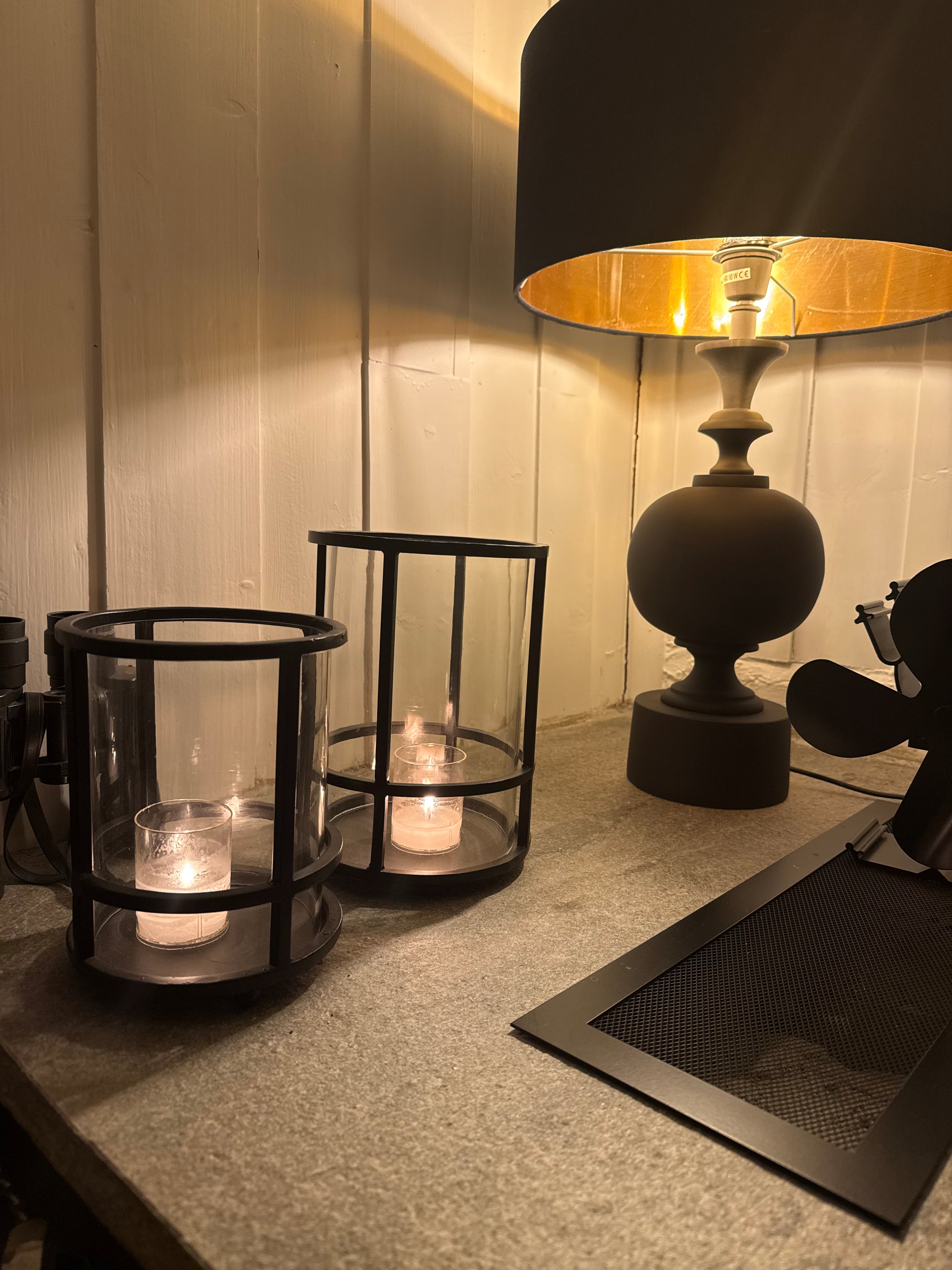 Bruka design liten lykt - svart/glass