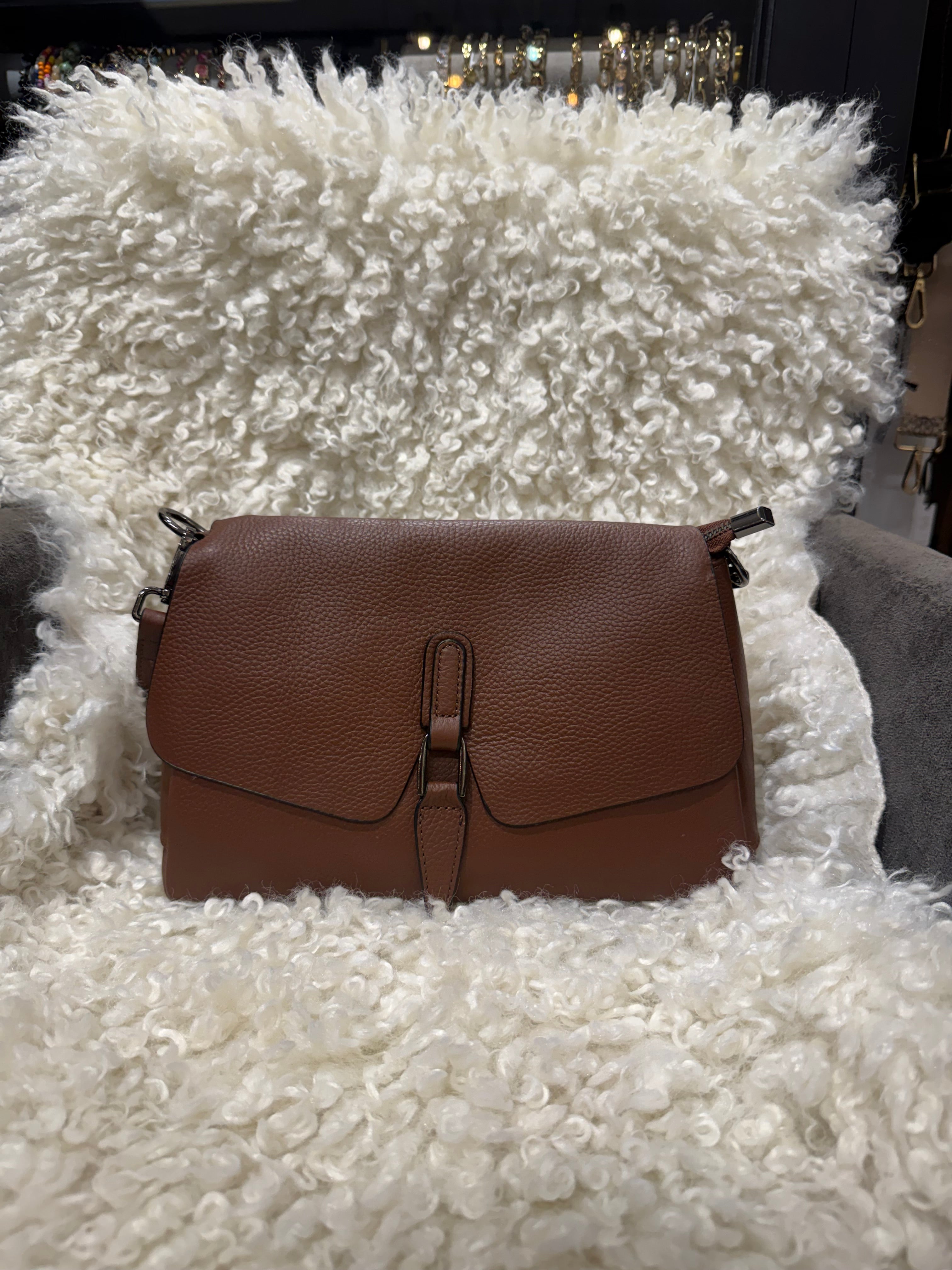 Norett Clutch Skinnveske - Brun