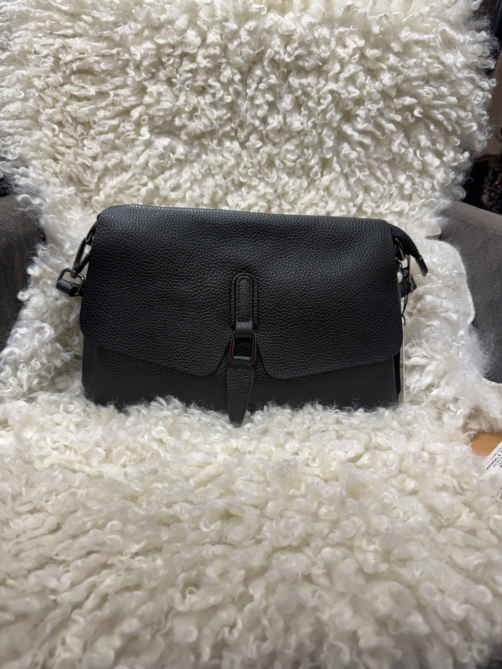 Norett Clutch Skinnveske - Sort