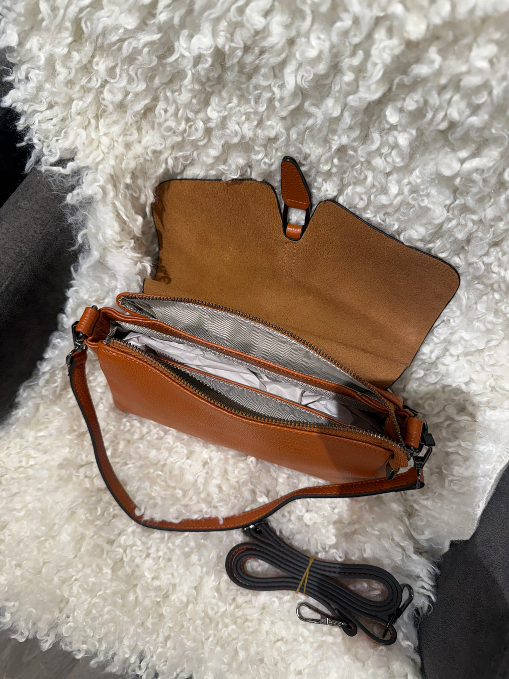 Norett Clutch Skinnveske - Cognac