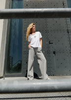 T-Skjorte V-Hals med Blomst