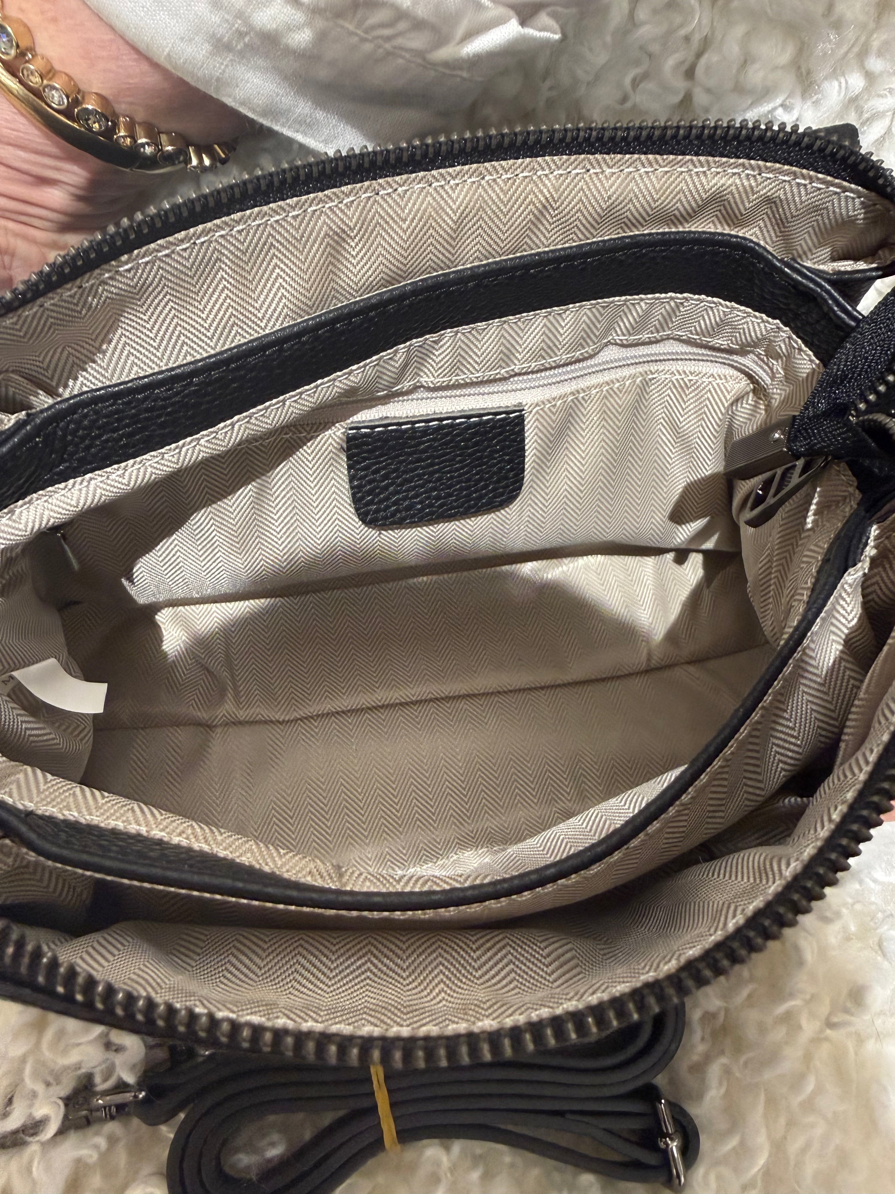 Norett Clutch Skinnveske - Sort