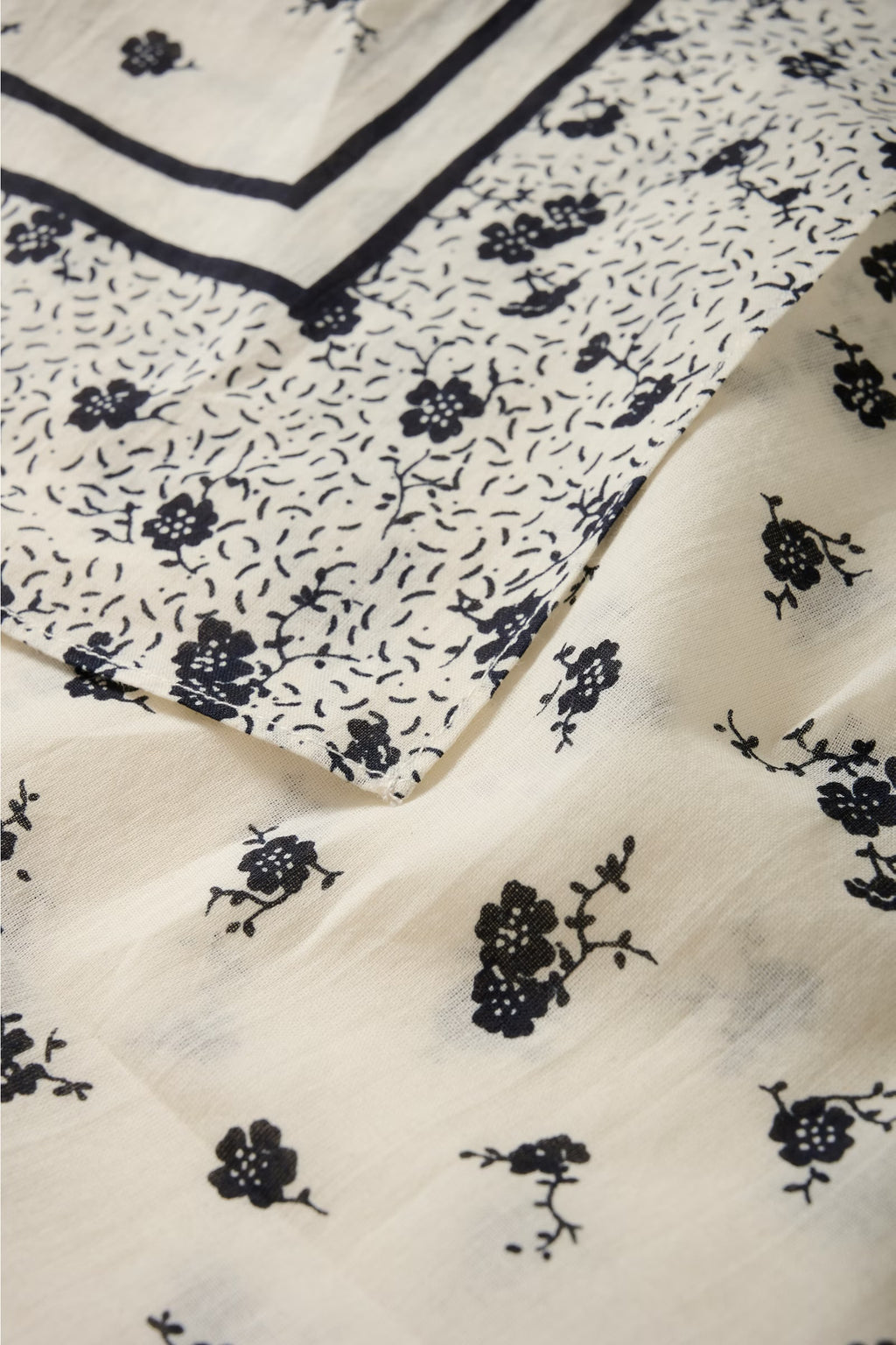 Part Two Phi Skjerf - Hvit/Marine