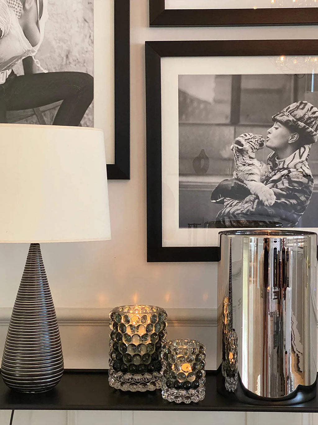 Skogsberg Smart Hurricane lamp Boule large - Sage