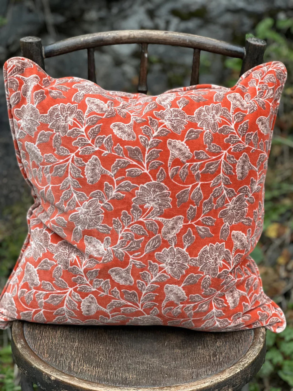 Anouska Velur Putetrekk - Burnt Orange m/ Brune blomster