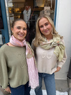 Cashmere Genser med H-broderi