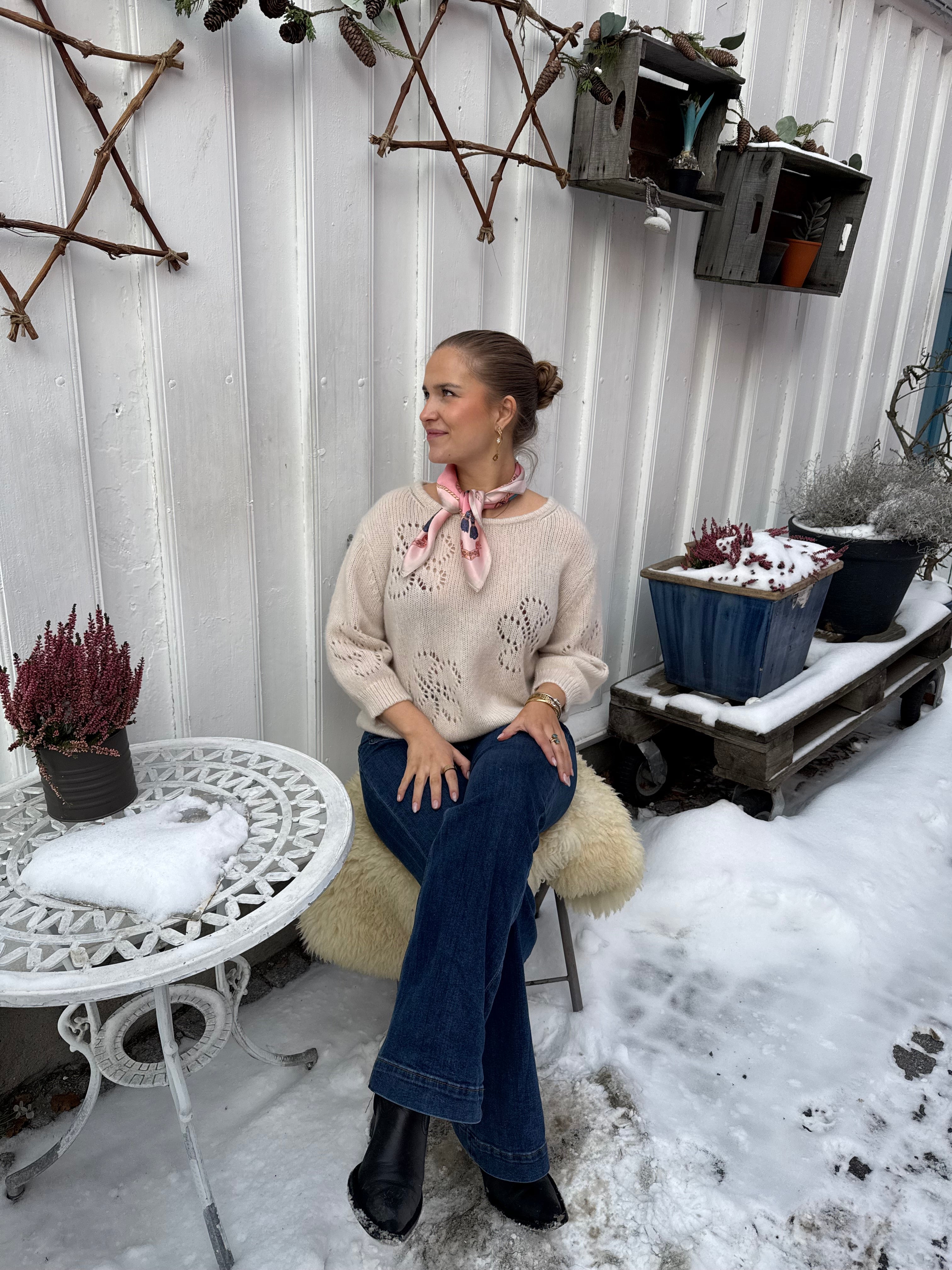 Cashmere Sweater With Flower