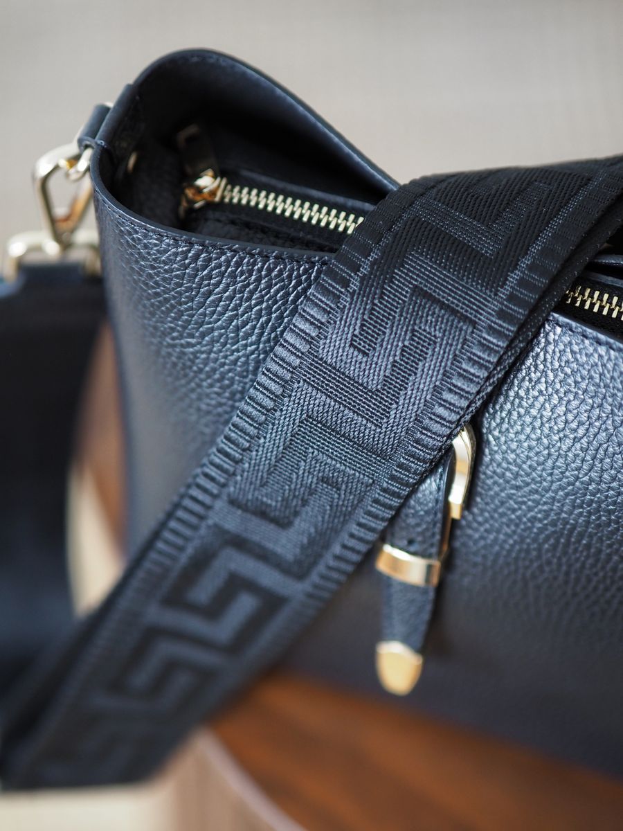 7Days Veskestropp Svart med Skinndetaljer